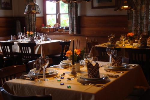 Étterem, Hotel Restaurant zur Windmuhle in Ansbach