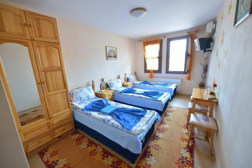 Family Hotel Varusha