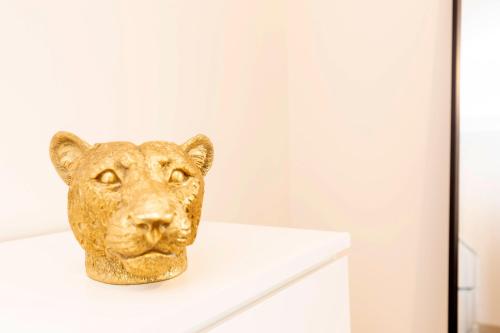 Executive 2 Bedroom Apartment by Blackstone SA