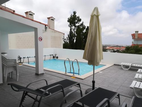  PoolSeaView Spacious House in Atouguia da Baleia