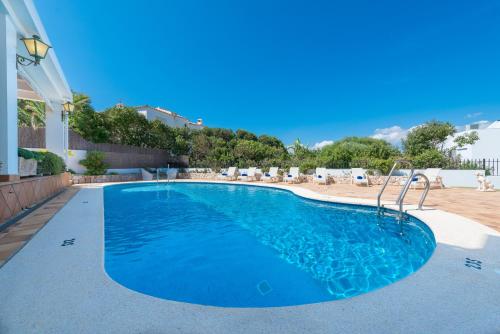 New! LUXURY VILLA GARRI-DO, POOL, AC, BBQ, WIFI