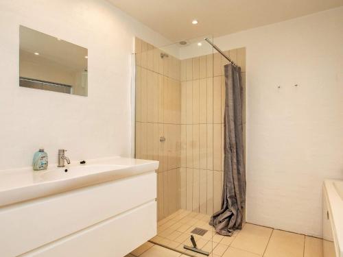 Facilities, Luxury Beach House with Spa in Hals