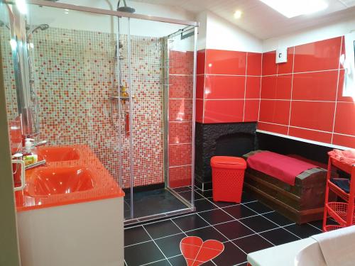 ฝักบัว, Casa dos Cisnes - Serra da Estrela - São Paio - Gouveia - Portugal (Casa dos Cisnes - Serra da Estrela - Sao Paio - Gouveia - Portugal) in กูเวีย