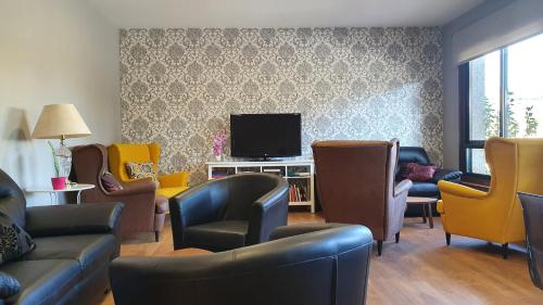 Hotel Cachada - image 2