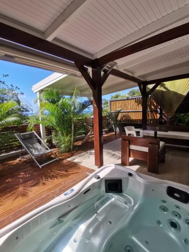 EDEN FOREST VILLA in Pointe-Noire