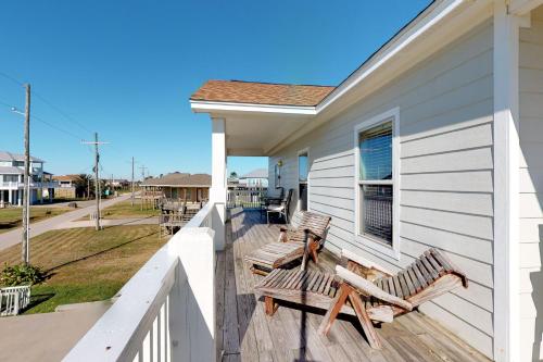 Eastview Oasis in Crystal Beach, USA