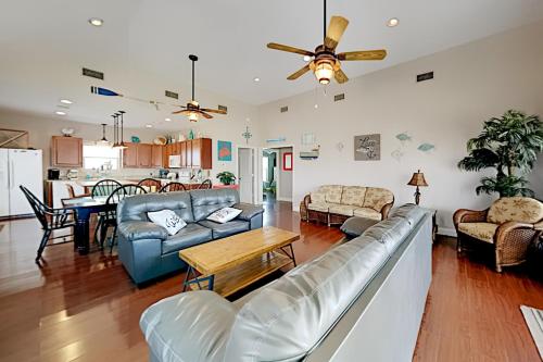 Eastview Oasis in Crystal Beach, USA