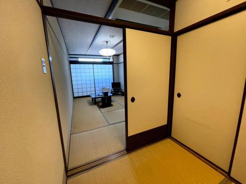 Japanese-Style Room 6 tatami-Matress without Toilet with Shared Bathroom