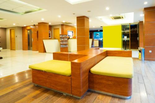 Life Hotel Stasiun Kota Surabaya