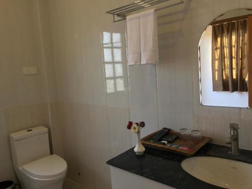 E-Outfitting Royal Inn Bagan