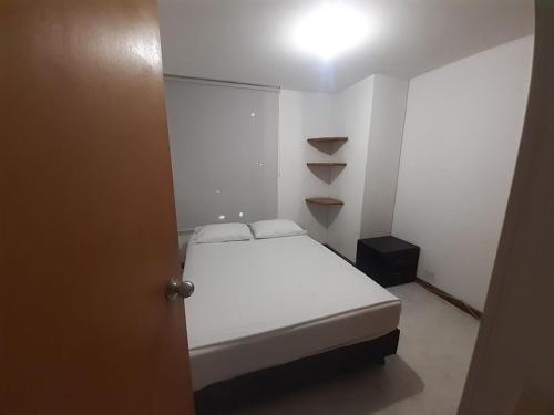 Apartment image 3