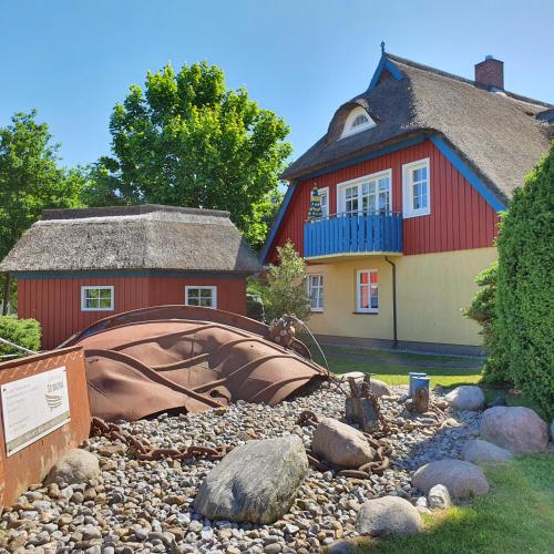 Kombüse by Ferienhaus Strandgut, Born (photo 2)