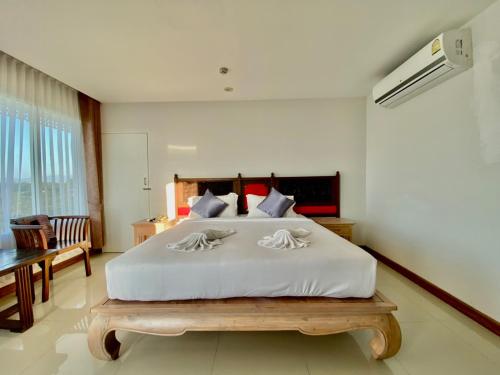 1 queen bed