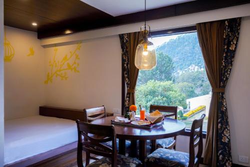 Country Inn Nature Resort Bhimtal