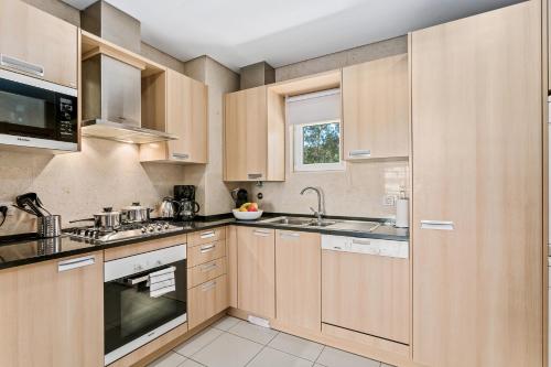Remarkable 1-Bed Beach Apartment in Albufeira