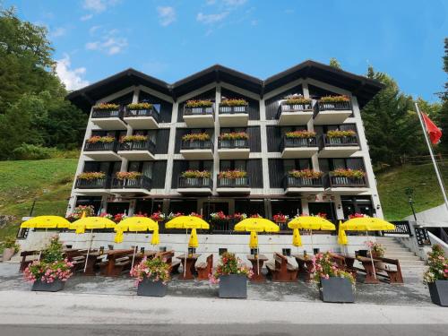 Hôtel Cristal - Swiss Riders Lodge Grimentz