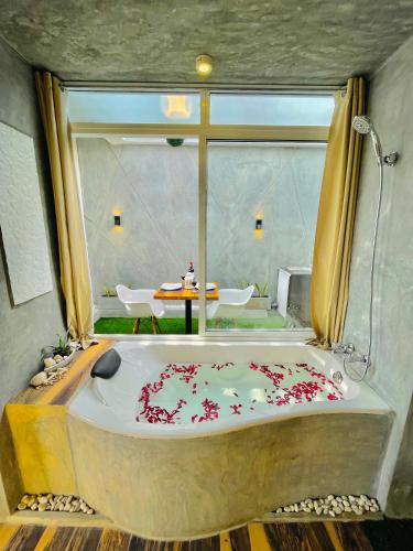 Baño, 8Plus Motels in Negombo