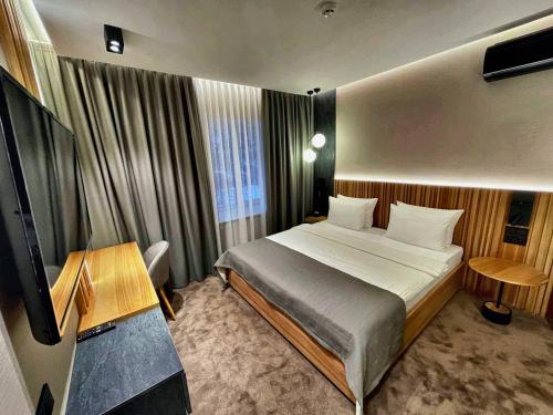 Park House - image 7