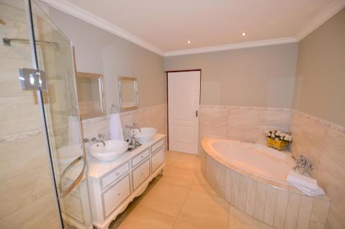 Château La Mer Exclusive Guesthouse & Spa Room Type - Deluxe Double Room