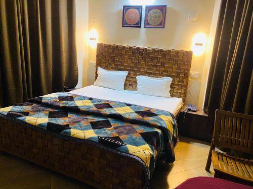 Whispering Winds Resort