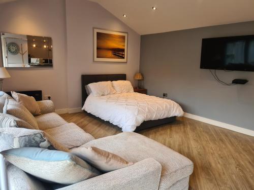 Dean Clough Lodge - Contemporary self contained studio 2
