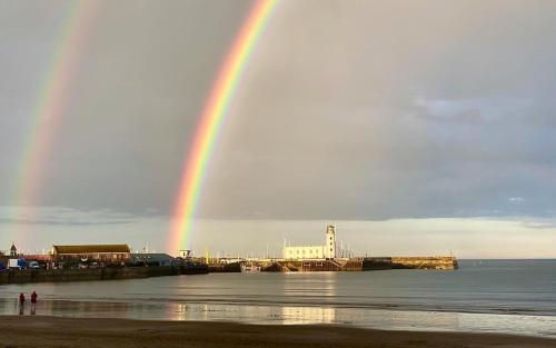 The Helaina Apartments - image 2