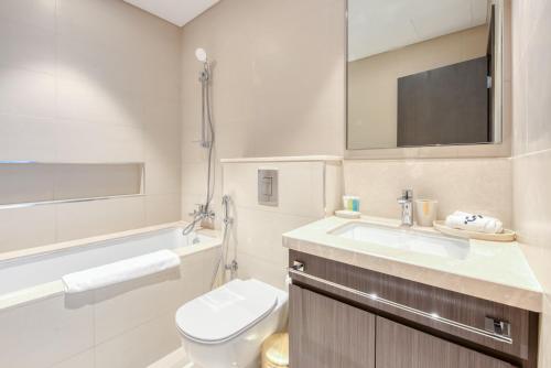 Stunning Burj Khalifa Views 3 plus 1 bed - image 14