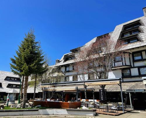 Hotellet från utsidan, Central Konaci EXIT Studios & Apartments in Kopaonik