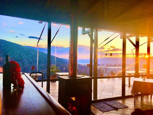 Restaurante, delphi aiolos center hotel panoramic view&yoga harmony hotel&rooms in Delphi
