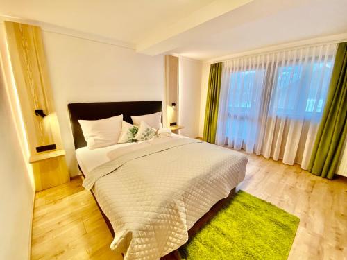 small and cozy Gasthof Rieder Stubn B & B on - site Restaurant and Pinseria in Ried Im Oberinntal