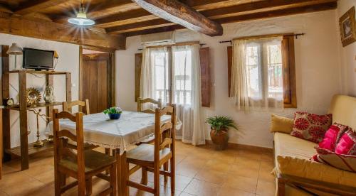 Apartamentos Rurales Los Vergeles - image 8