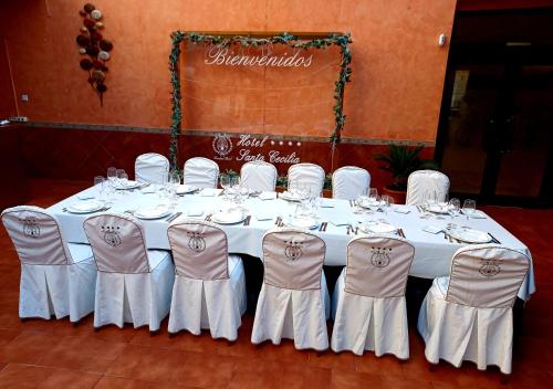 Hotel Santa Cecilia - image 4