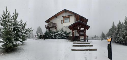 Exterior view, Loft Catedral by Base 41 in San Carlos de Bariloche