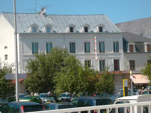 Hotel De La Gare - Hôtel - Montluçon