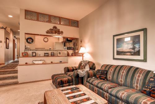 Two-Bedroom River Glen Condo 105A - main image