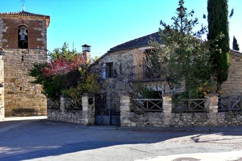  Casa Florentino Casa centenaria in Torre Val de San Pedro