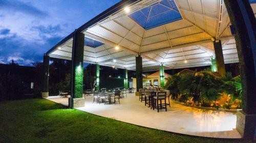 מסעדה, Arenal Paraiso Hotel Resort and Spa in לה פורטונה