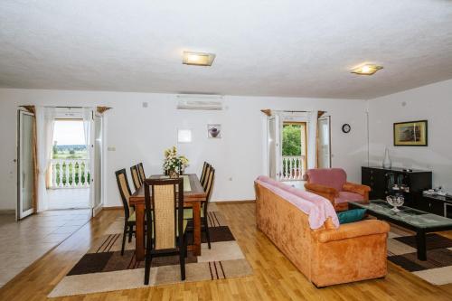 Poolincluded - Holiday Home Kakma