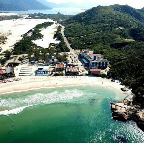 Casa de temporada no Sul da Ilha com piscina near Bar e Lanchonete Educao