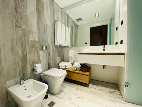 338503646 La Capilla - Punta del Este