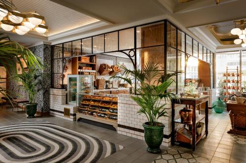 338511141 Fairmont Century Plaza Los Angeles