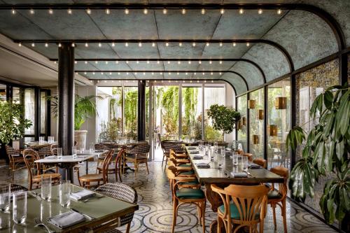 338511147 Fairmont Century Plaza Los Angeles