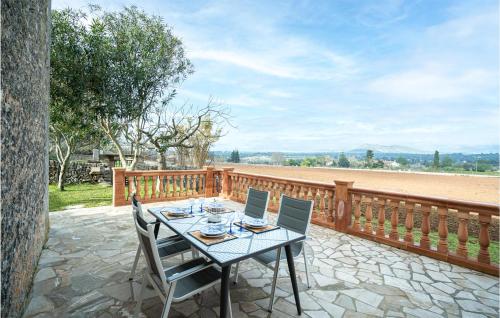  Amazing Home In Llubi With Wifi, Private Swimming Pool And Outdoor Swimming Pool in Llubí