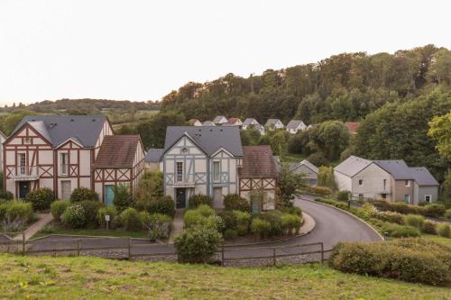 Apartment in Branville with sports facilities cottage Branville