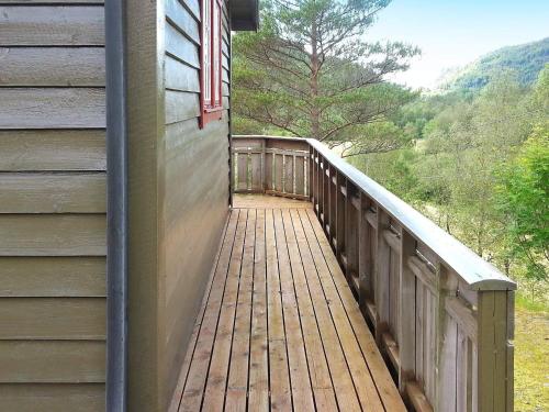 Зовнішній вигляд готелю, 4 person holiday home in Leirvik i Sogn in Лаєрвік