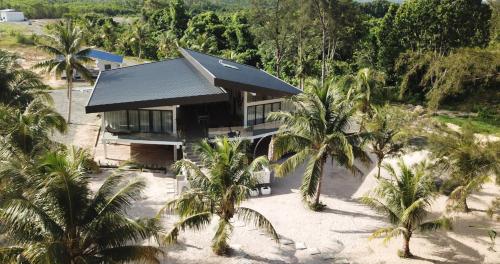 Eagle Bay Retreat Borneo Beach Villas Beach Front Kudat