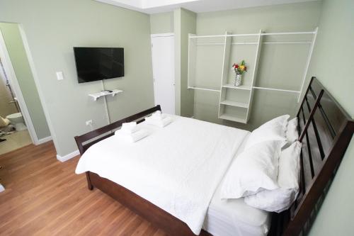 Modern 3 Bedroom Condo In Private Community 5 in Диего Мартин