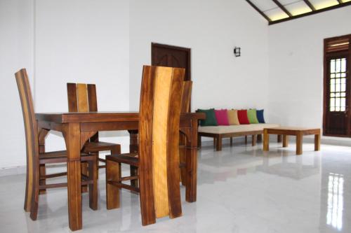 pathum villa