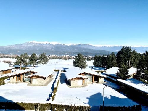 Entire Private Apartment in Pirin Golf & Country Club