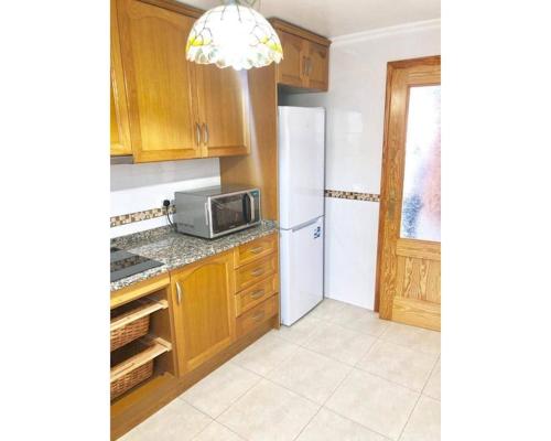  2 bedroom 2 Bathroom Entire Apartment in Rojales with Pool in Rojales